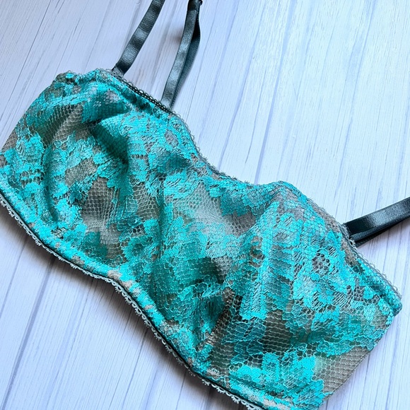 Victoria Secret Green Lace underwire bra size 36C NWT⭐️ - Picture 2 of 11